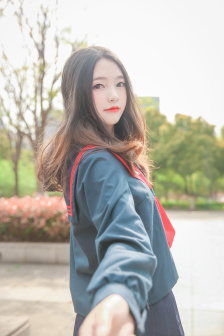 打扑克的剧烈运动